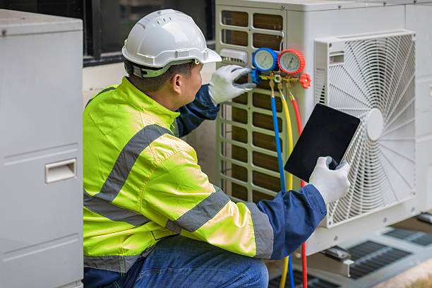 Professional Furnace Repair technician working in Owensville, IN